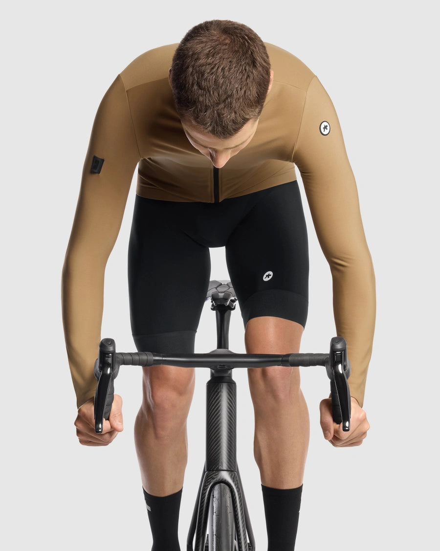 新商品【ASSOS / アソス】MILLE GT SPRING FALL LS JERSEY C2 bronze ash（春秋・初冬向け フリース生地で柔らかな長袖ジャージ）