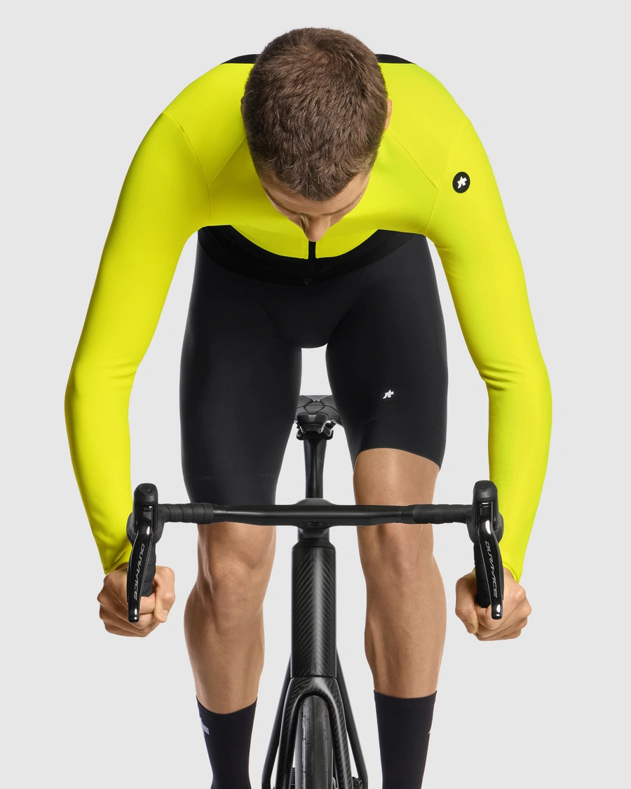 新商品【ASSOS / アソス】EQUIPE R SPRING FALL JERSEY S11 optic yellow（春秋向け 正面と腕はフリース、背面はメッシュのエアロフィットジャージ）