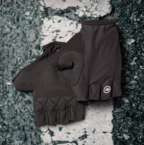 SALE【ASSOS / アソス】2022 RS AERO SF GLOVES（手のひらのクッションが薄めの夏用指切りグローブ）