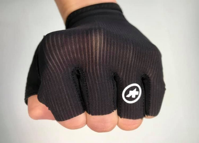 SALE【ASSOS / アソス】2022 RS AERO SF GLOVES（手のひらのクッションが薄めの夏用指切りグローブ）